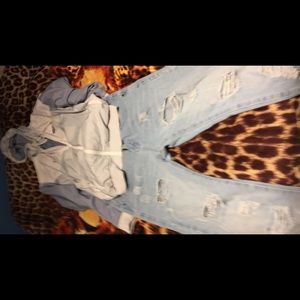 Selling clothes pants windbreaker need space!